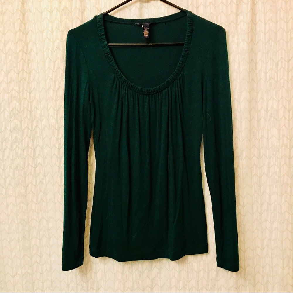 Coziest light went long sleeve ⚡️💚